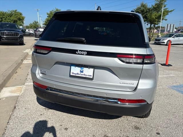 2024 Jeep Grand Cherokee Laredo X 4x4