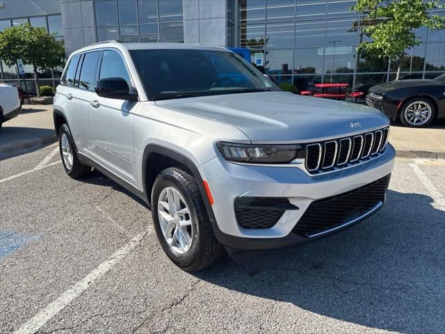 2024 Jeep Grand Cherokee Laredo X 4x4