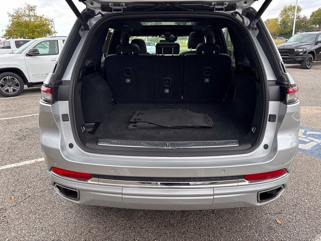 2022 Jeep Grand Cherokee Overland 4x4
