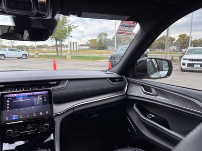 2022 Jeep Grand Cherokee Overland 4x4