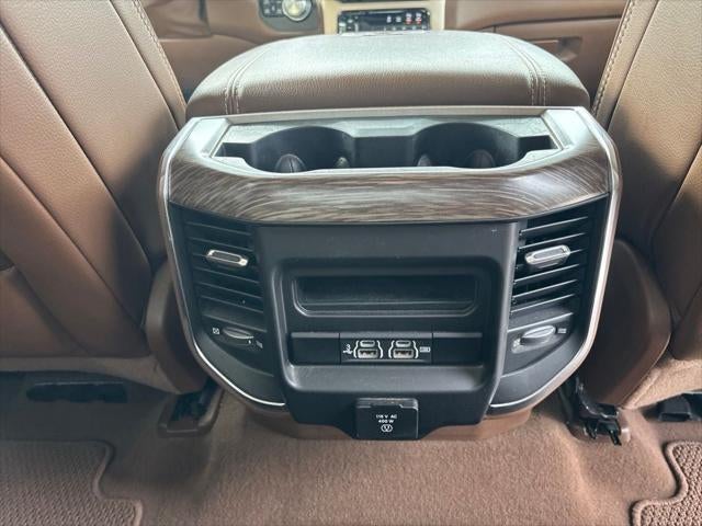 2020 RAM 1500 Laramie Quad Cab 4x4 6'4' Box
