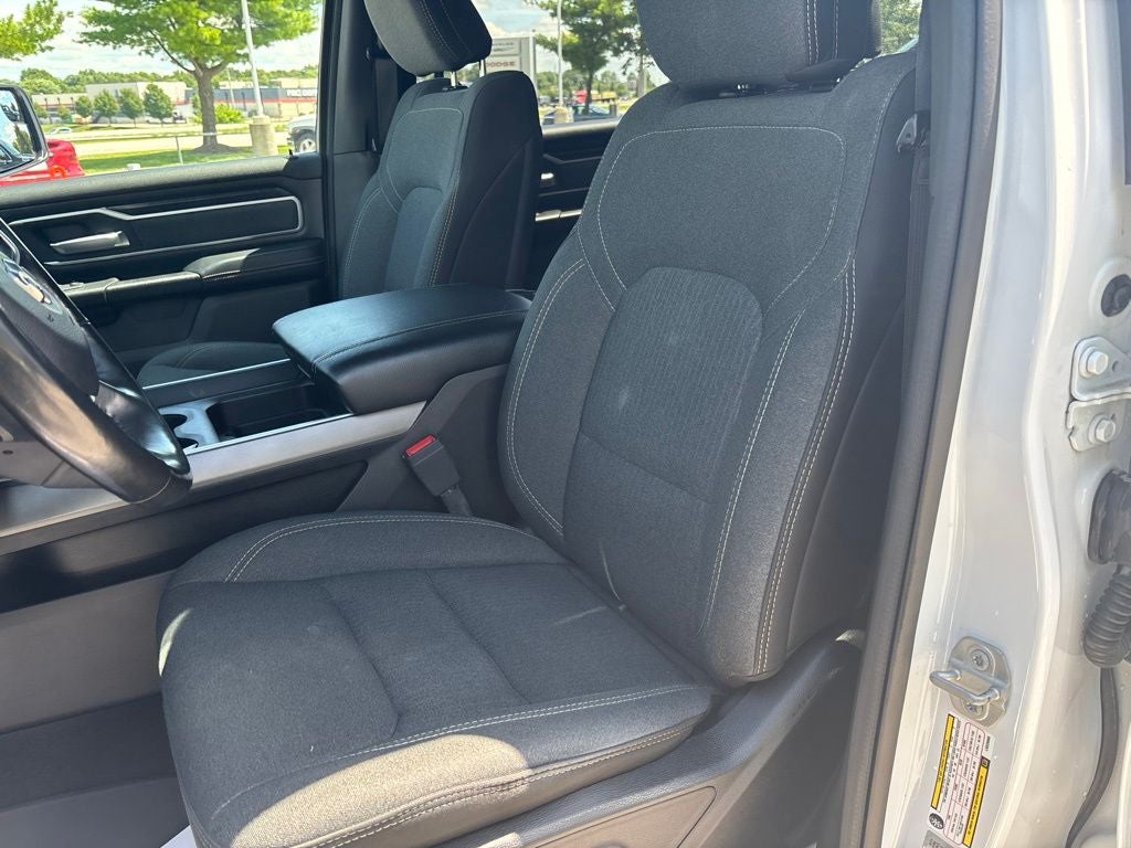 2020 RAM 1500 Big Horn Crew Cab 4x4 5'7' Box