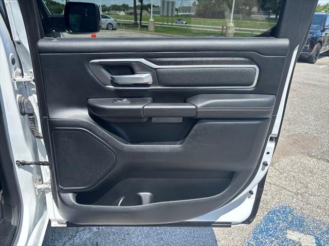 2020 RAM 1500 Big Horn Crew Cab 4x4 5'7' Box