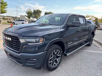 2026 RAM 1500 Laramie Crew Cab 4x4 5'7' Box