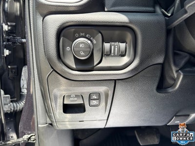 2021 RAM 1500 Laramie Crew Cab 4x4 5'7' Box