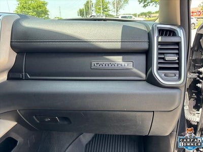 2021 RAM 1500 Laramie Crew Cab 4x4 5'7' Box