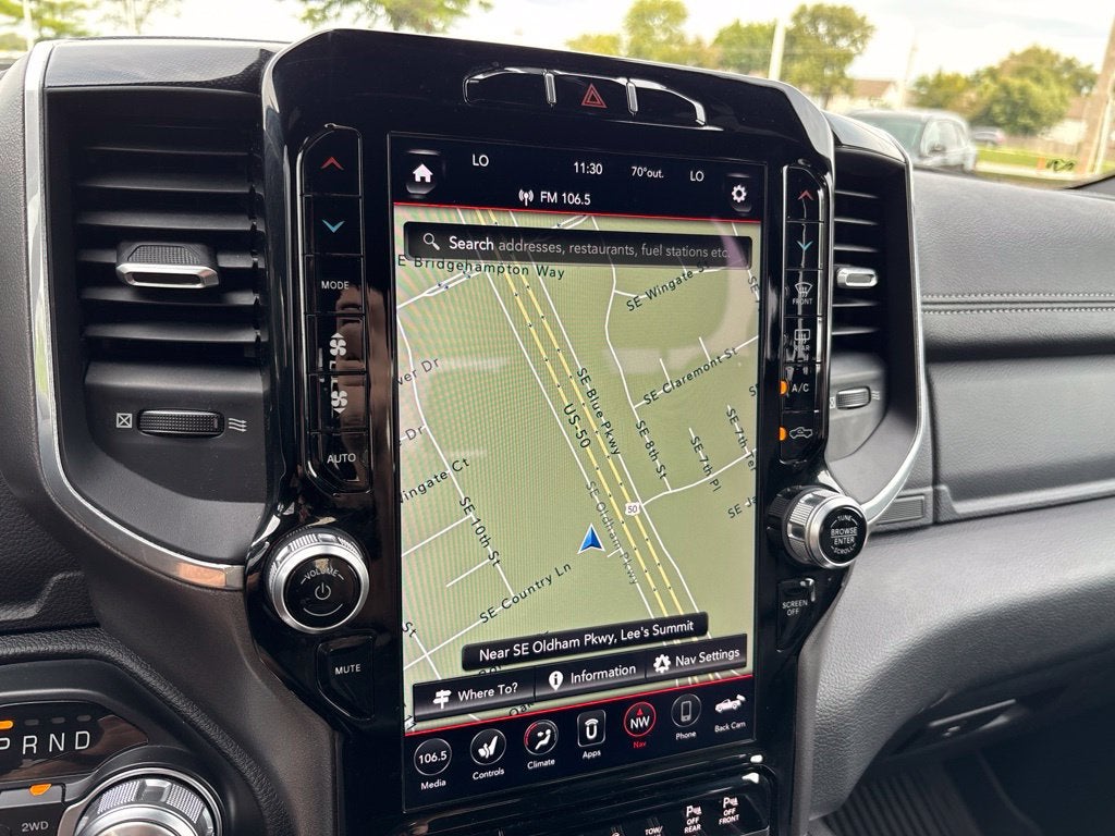 2021 RAM 1500 Laramie Crew Cab 4x4 5'7' Box
