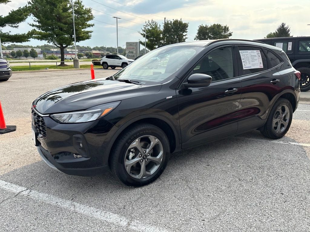 2025 Ford Escape ST-Line Select