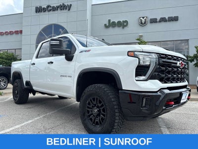 2024 Chevrolet Silverado 2500HD 4WD Crew Cab Standard Bed ZR2