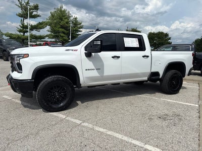 2024 Chevrolet Silverado 2500HD 4WD Crew Cab Standard Bed ZR2