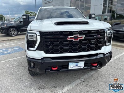 2024 Chevrolet Silverado 2500HD 4WD Crew Cab Standard Bed ZR2