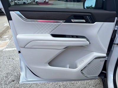 2024 GMC Acadia AWD Denali
