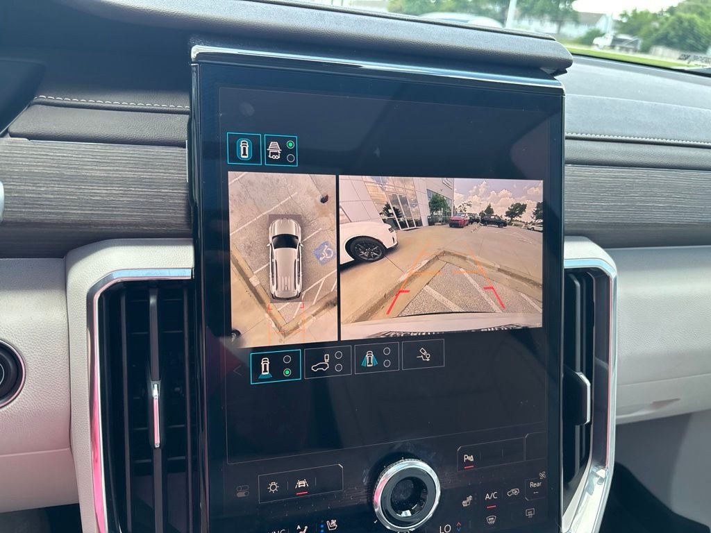 2024 GMC Acadia AWD Denali