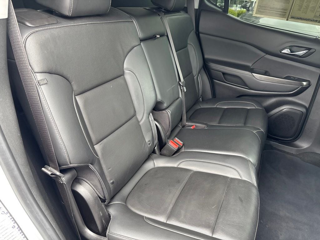 2023 GMC Acadia FWD SLT