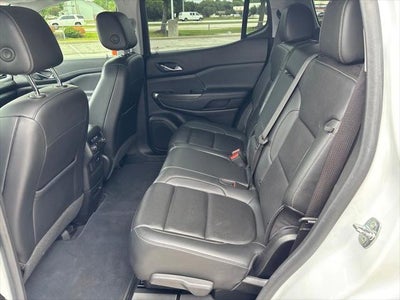 2023 GMC Acadia FWD SLT