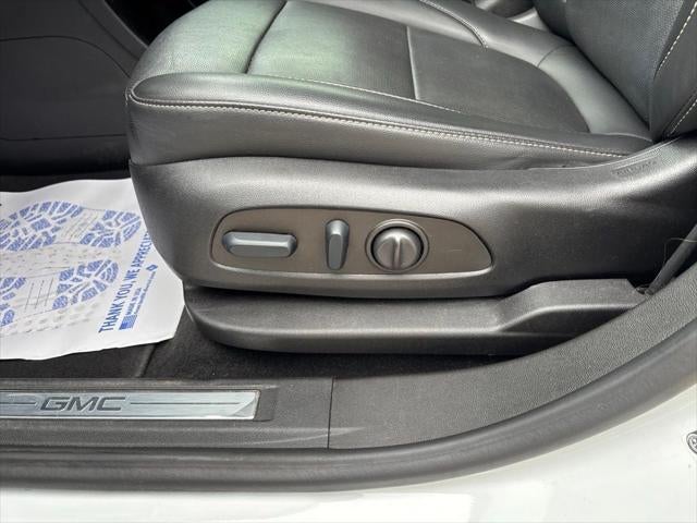 2023 GMC Acadia FWD SLT