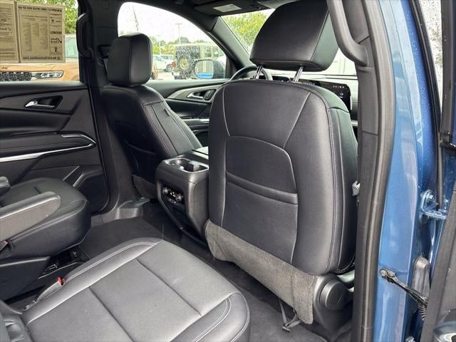 2025 Chevrolet Traverse FWD LT