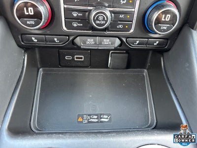 2024 Chevrolet Suburban 4WD LT
