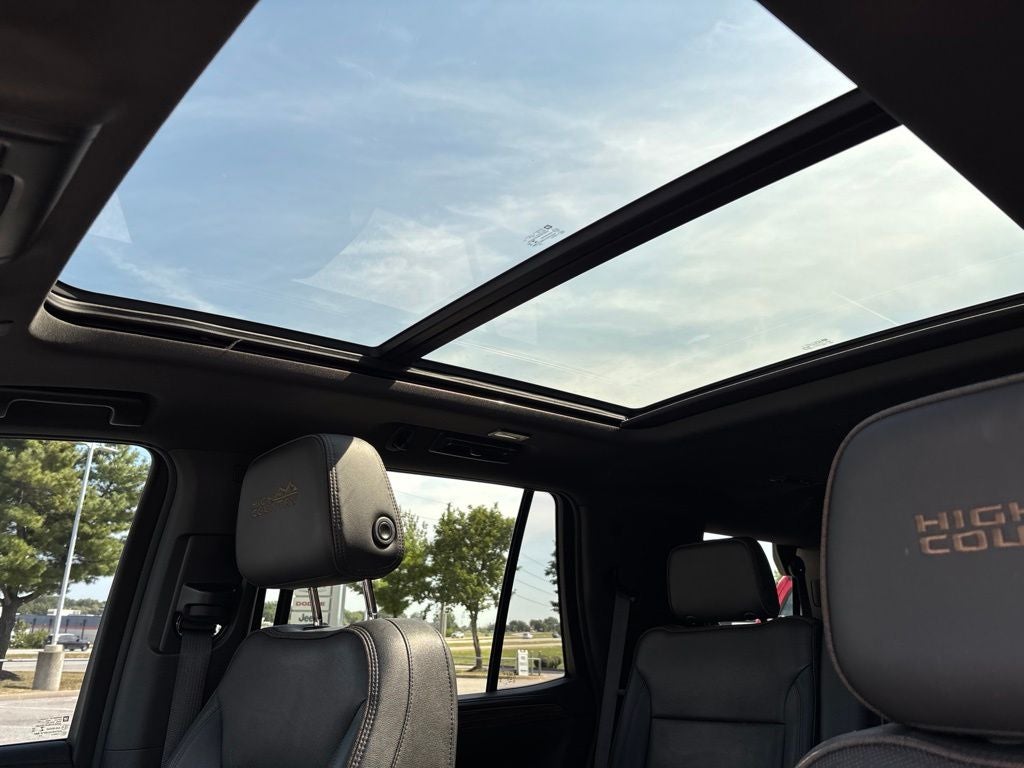 2021 Chevrolet Tahoe 4WD High Country