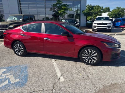 2025 Nissan Altima 2.5 SV