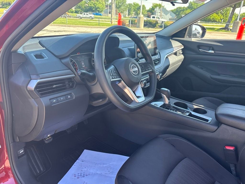 2025 Nissan Altima 2.5 SV