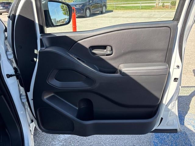 2024 Nissan Frontier King Cab S 4x2