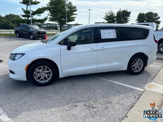 2024 Chrysler Voyager LX