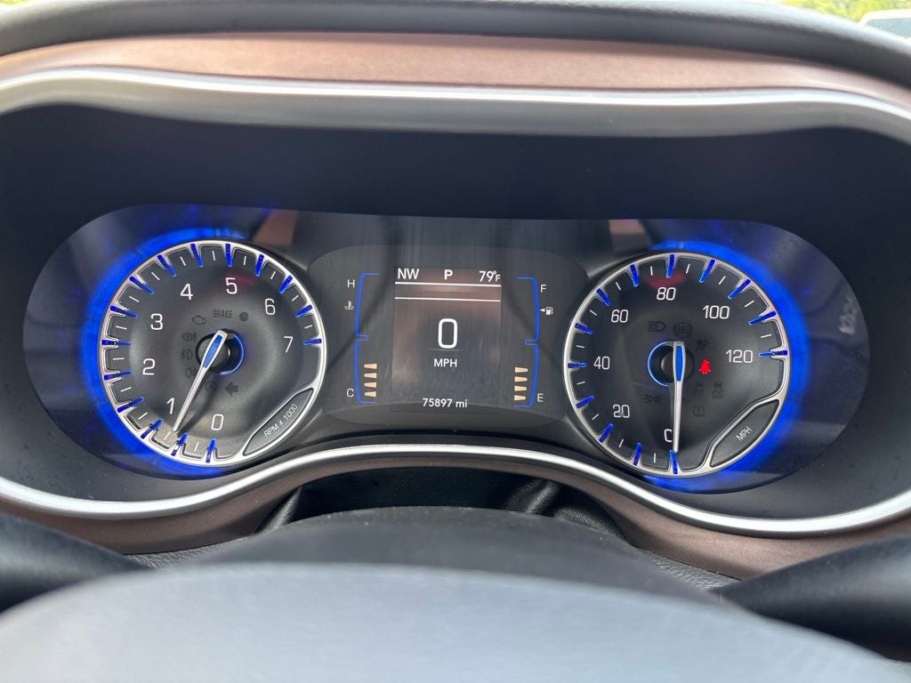 2023 Chrysler Voyager LX