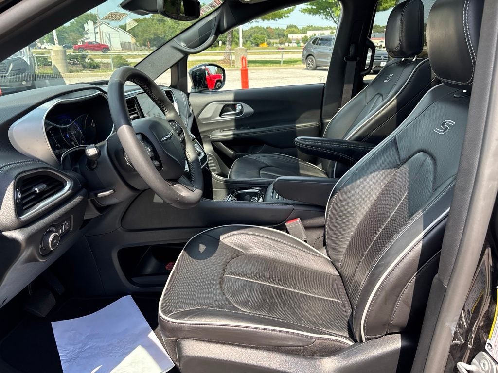 2025 Chrysler Pacifica Limited