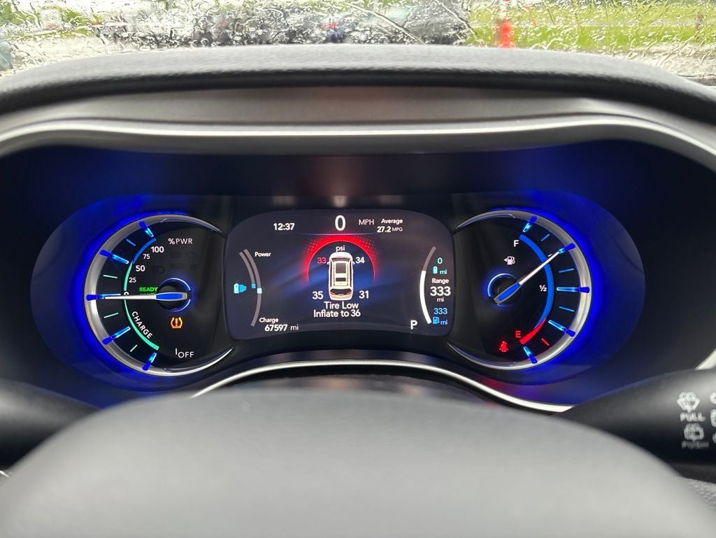 2023 Chrysler Pacifica Hybrid Touring L