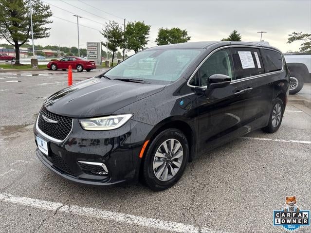 2023 Chrysler Pacifica Hybrid Touring L
