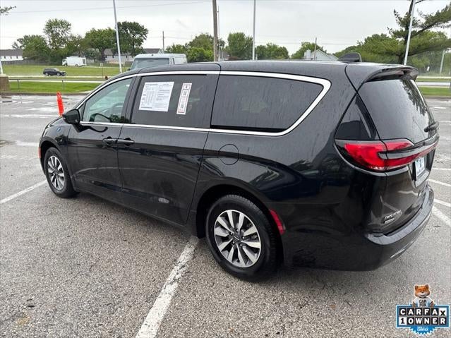 2023 Chrysler Pacifica Hybrid Touring L