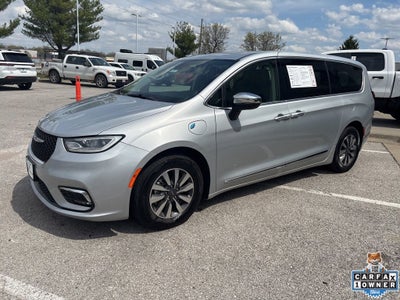 2023 Chrysler Pacifica Hybrid Limited