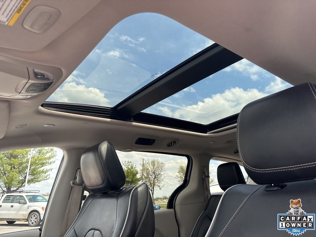 2023 Chrysler Pacifica Hybrid Limited