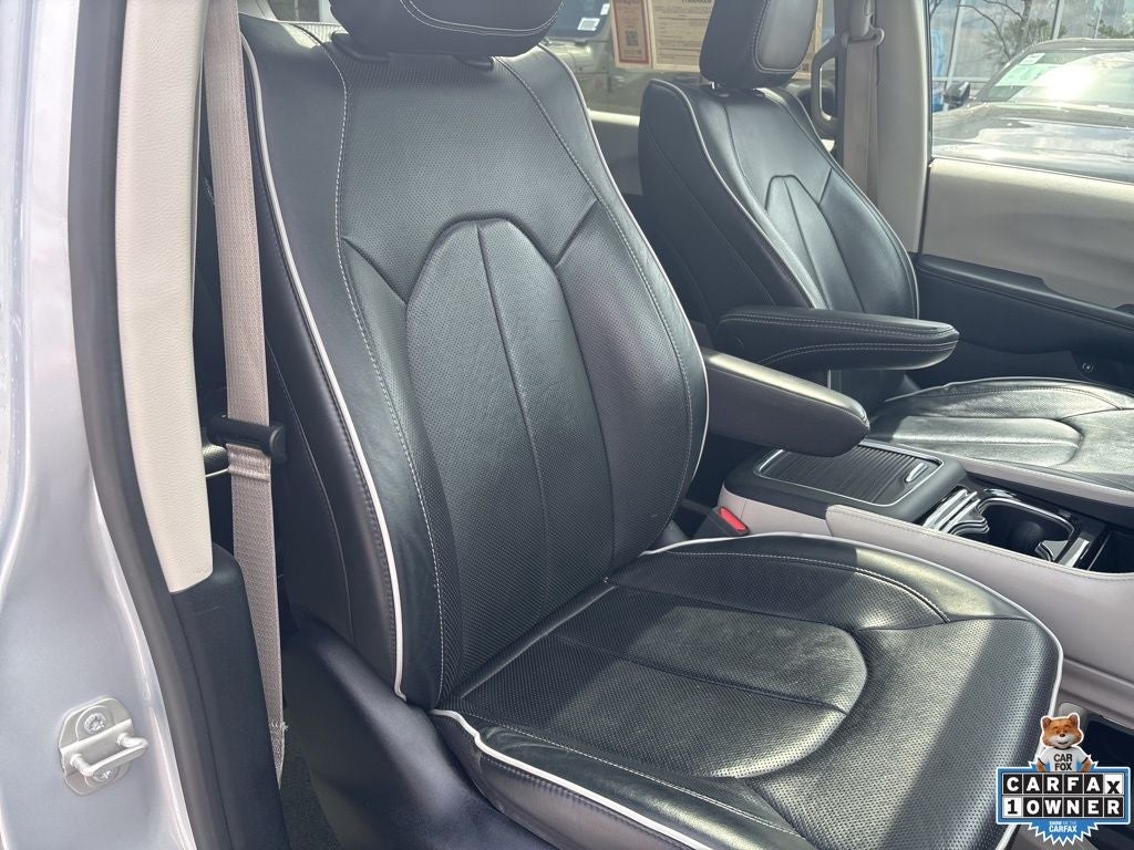 2023 Chrysler Pacifica Hybrid Limited