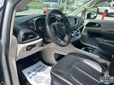 2023 Chrysler Pacifica Hybrid Limited