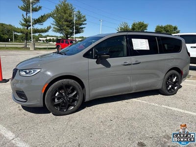2025 Chrysler Pacifica Limited AWD