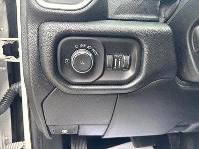 2019 RAM 2500 Big Horn Crew Cab 4x4 8' Box