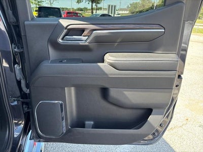 2024 GMC Sierra 1500 4WD Crew Cab Short Box SLT