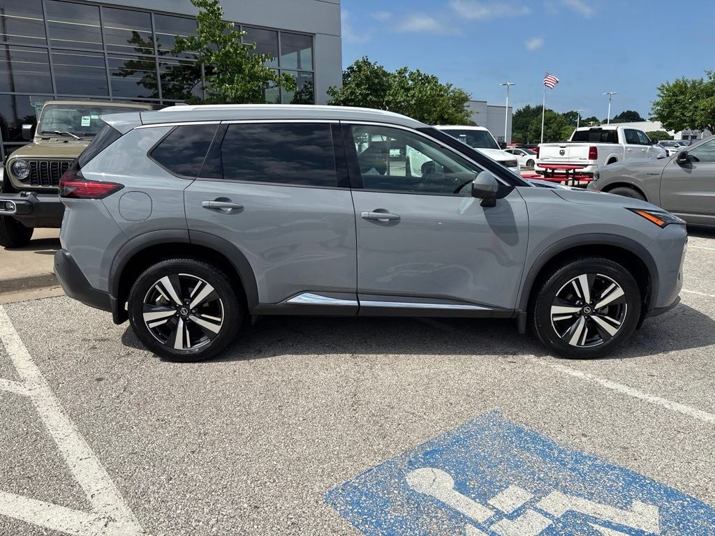 2021 Nissan Rogue SL