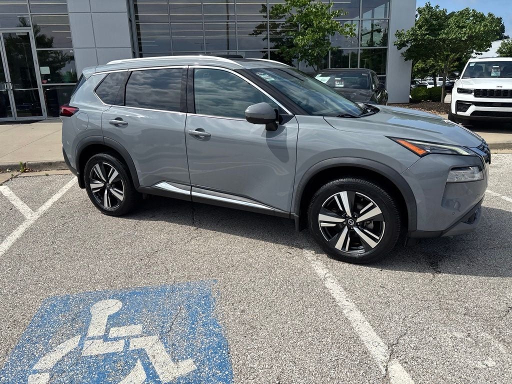 2021 Nissan Rogue SL