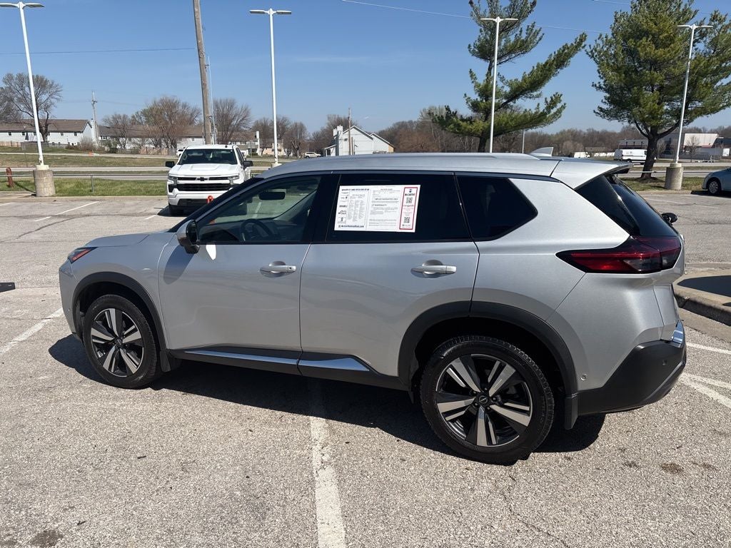 2022 Nissan Rogue SL