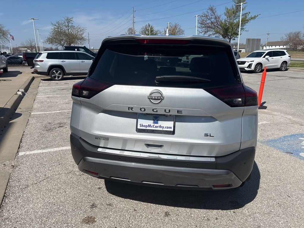 2022 Nissan Rogue SL