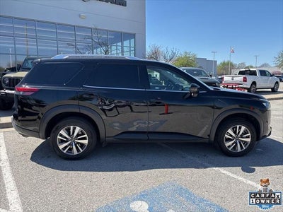2025 Nissan Pathfinder SL FWD
