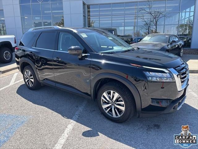 2025 Nissan Pathfinder SL FWD