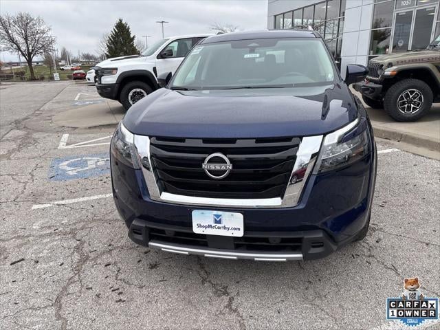 2025 Nissan Pathfinder SL FWD