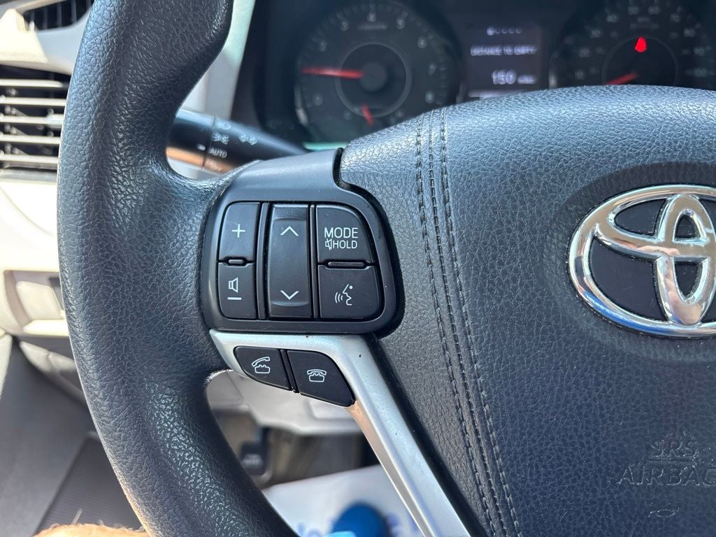 2017 Toyota Sienna LE 8 Passenger