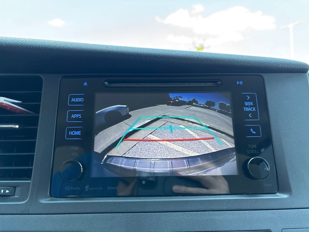 2017 Toyota Sienna LE 8 Passenger