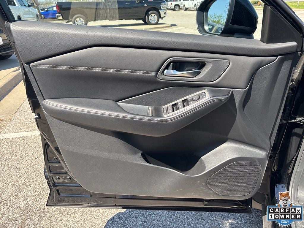 2024 Nissan Rogue SV Premium