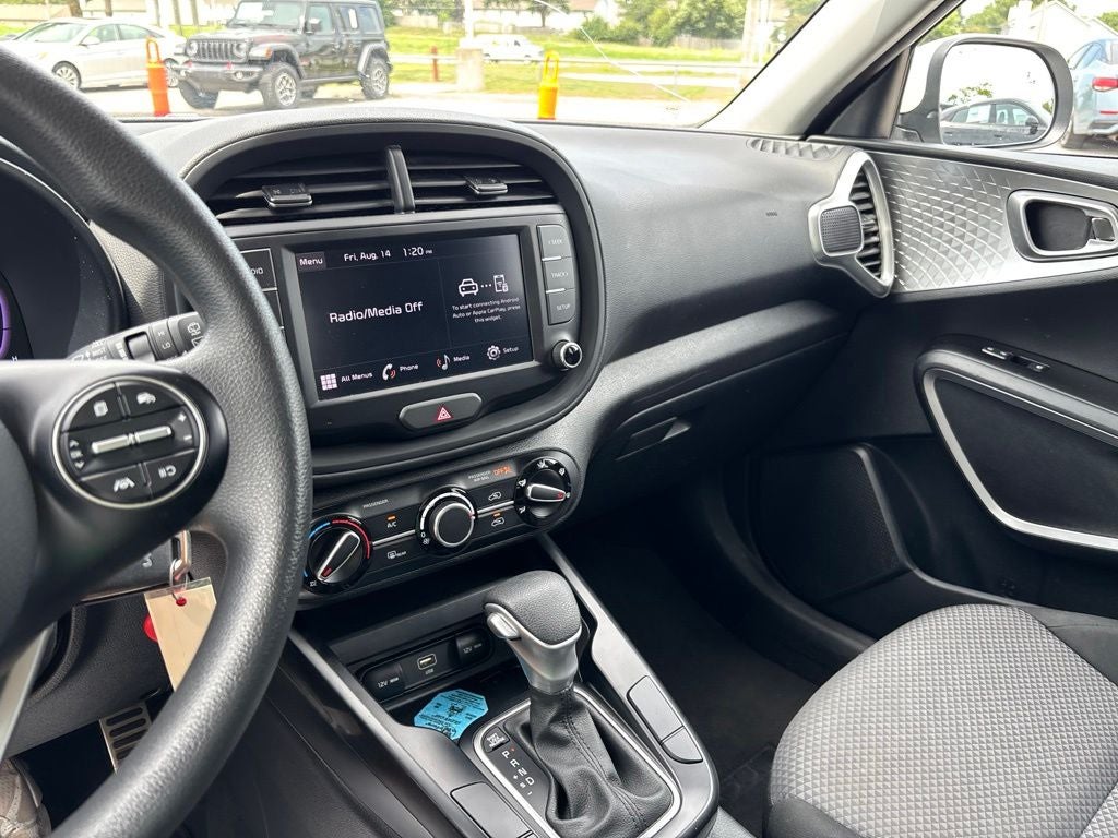 2025 Kia Soul LX